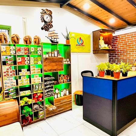Otha Shy Airport Transit Hotel Katunayaka Ngoại thất bức ảnh